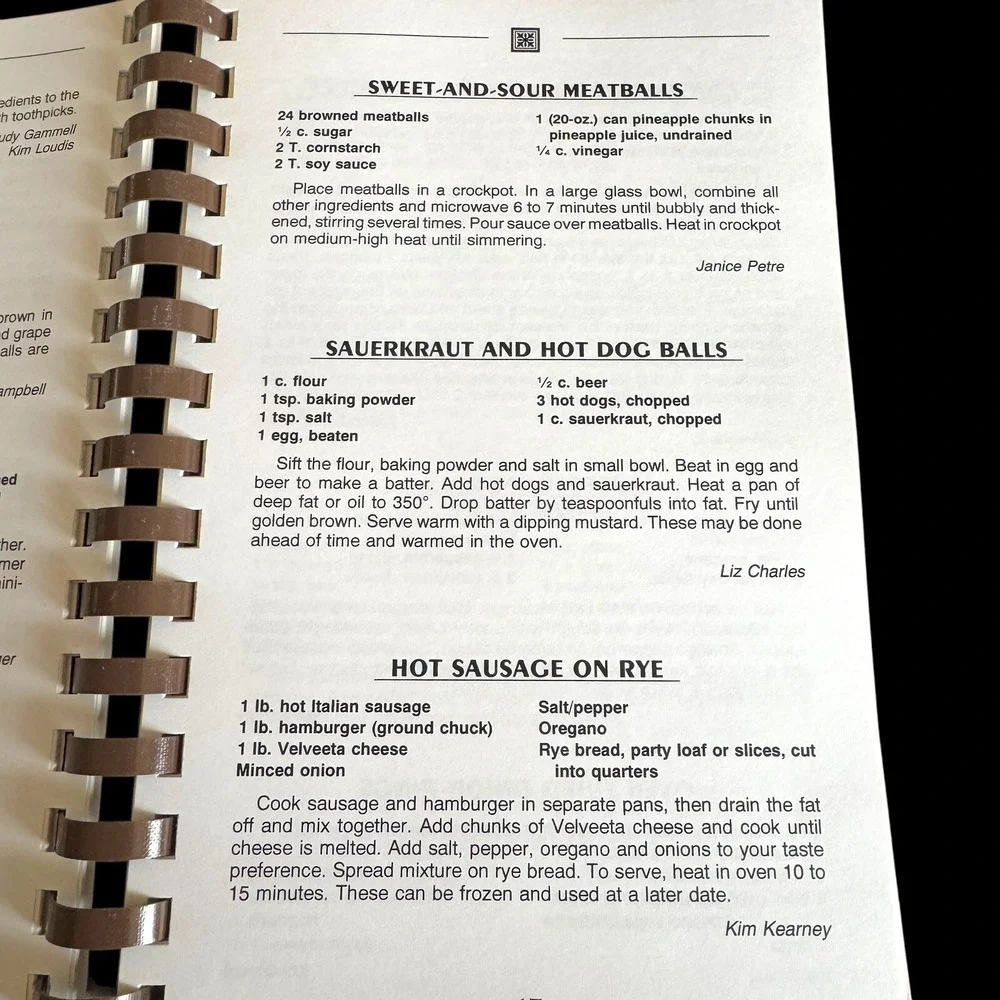 Berks Quilters‎ Guild Cookbook Berks County Reading, PA Recipes Vintage 2002